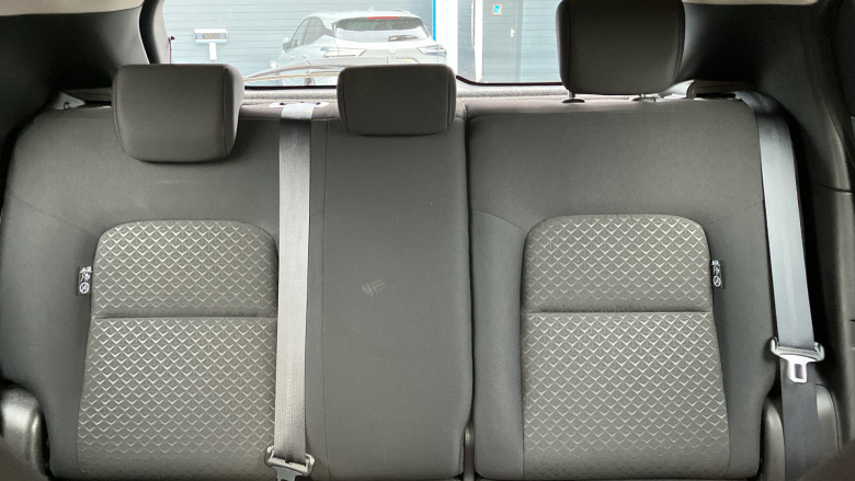 Nissan Juke 1.0 DiG-T 114 Acenta 5dr DCT Petrol Hatchback